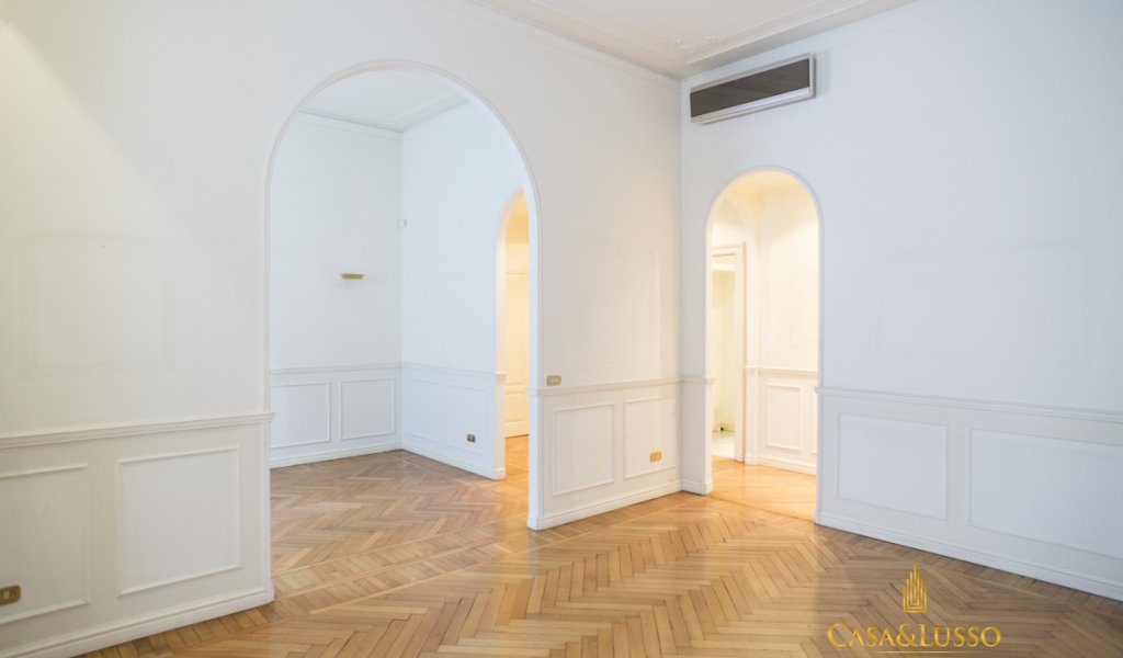 Affitto Appartamenti 220 m² ottime condizioni, Milano, località Centro storico