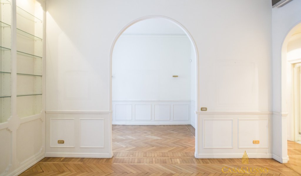 Affitto Appartamenti 220 m² ottime condizioni, Milano, località Centro storico