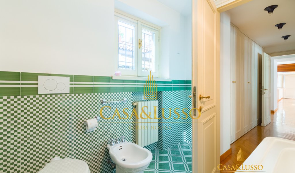 Affitto Attico 182 m², Milano, località Venezia - Duse - San Babila