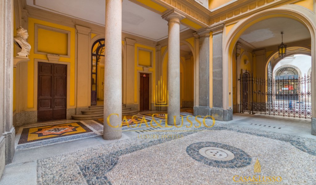 Affitto Attico 182 m², Milano, località Venezia - Duse - San Babila