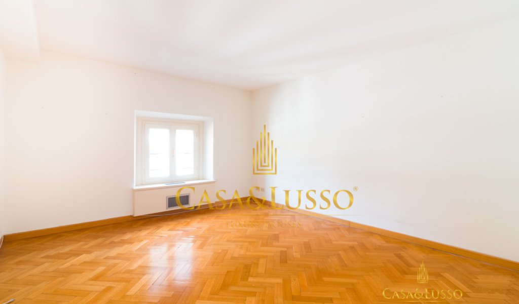 Affitto Attico 182 m², Milano, località Venezia - Duse - San Babila