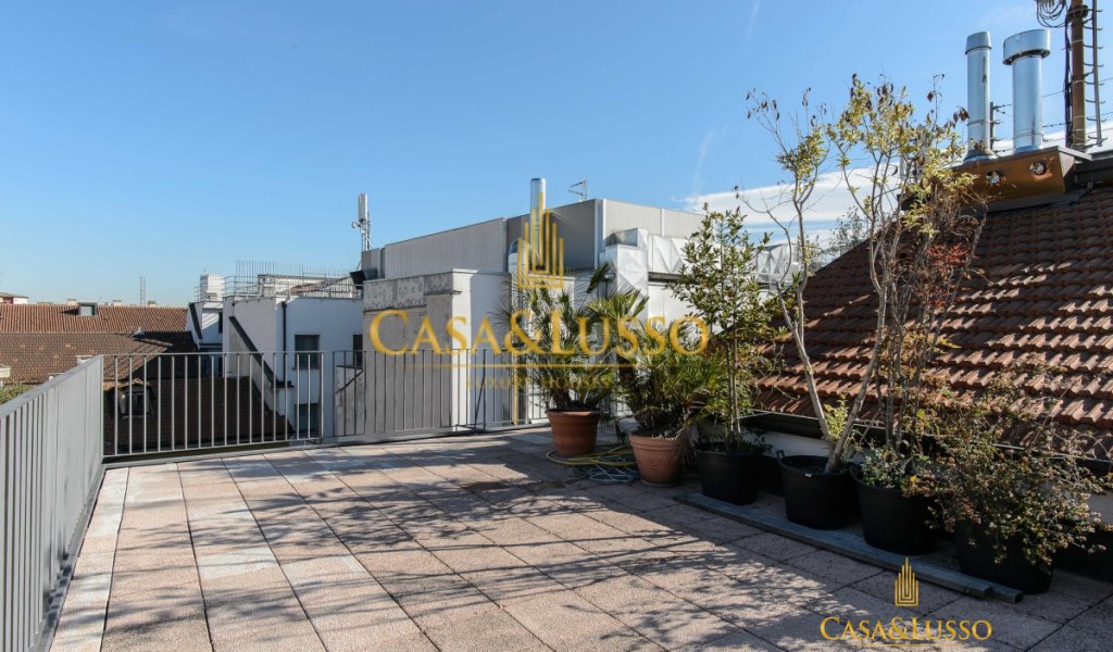 Affitto Attico 225 m² ottime condizioni, Milano, località Duomo - Scala - Quadrilatero