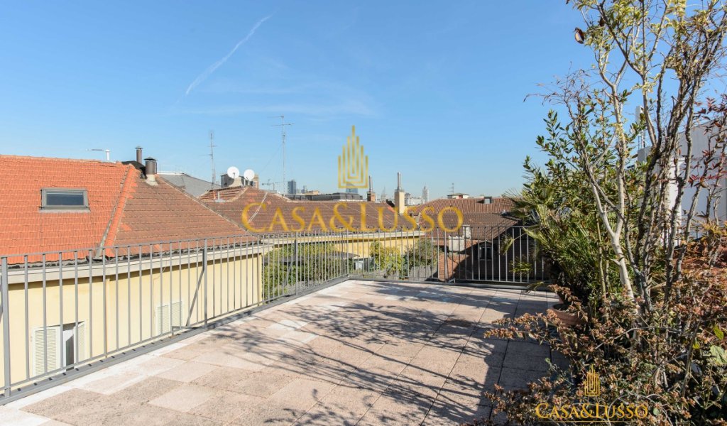 Affitto Attico 225 m² ottime condizioni, Milano, località Duomo - Scala - Quadrilatero