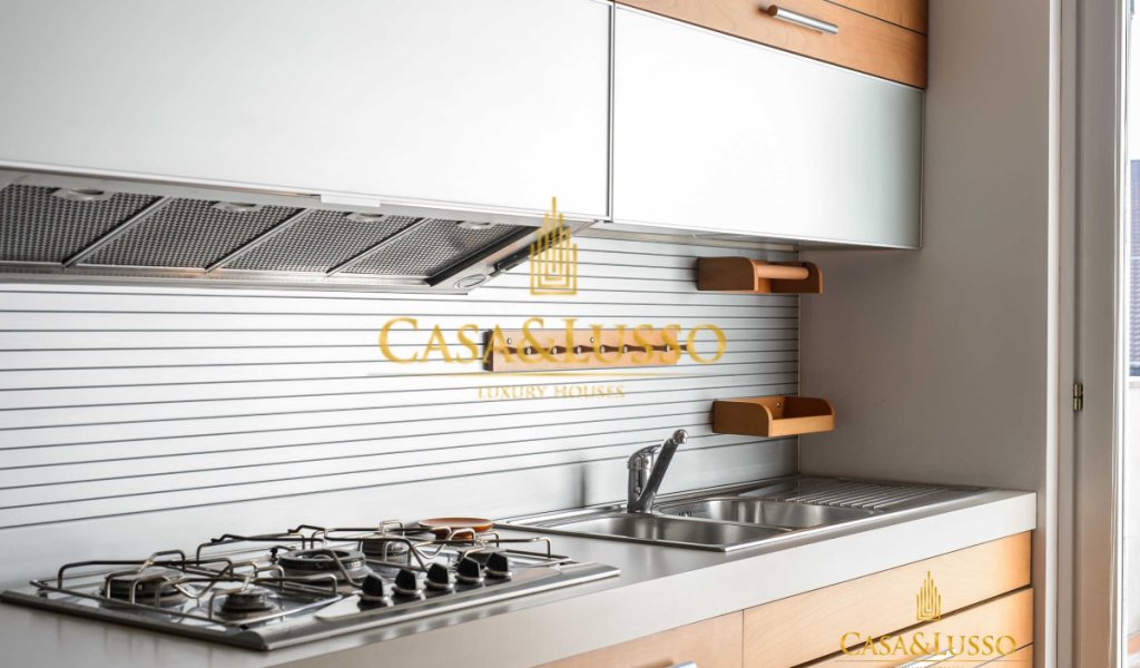 Affitto Attico 225 m² ottime condizioni, Milano, località Duomo - Scala - Quadrilatero