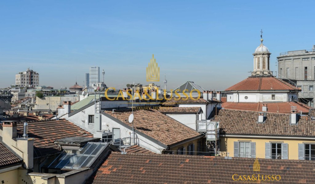 Affitto Attico 225 m² ottime condizioni, Milano, località Duomo - Scala - Quadrilatero