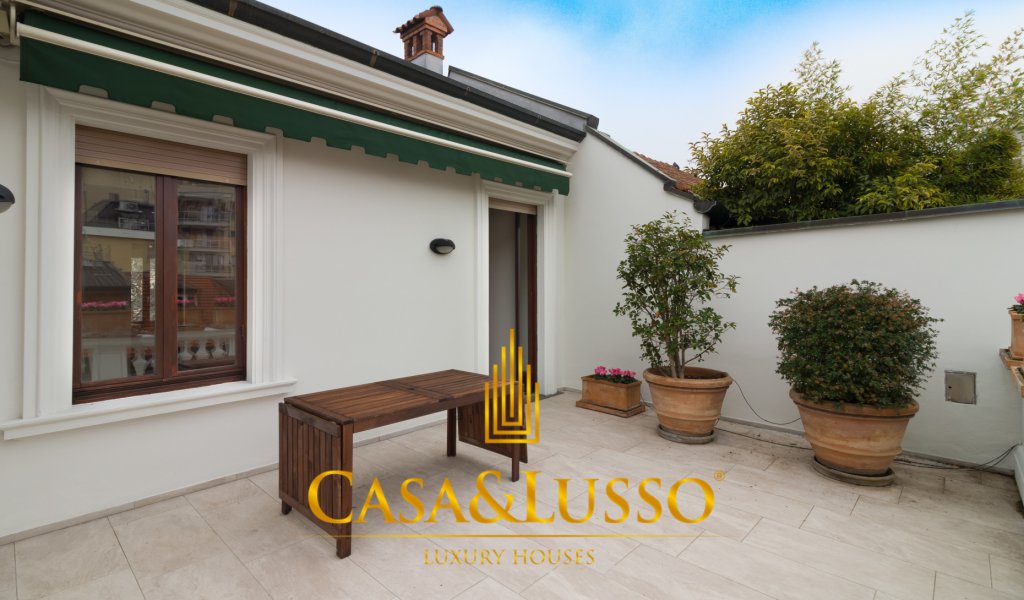 Affitto Attico 200 m², Milano, località XXII Marzo - Indipendenza