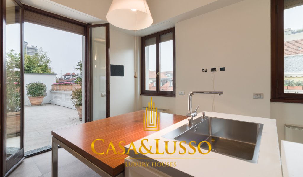 Affitto Attico 200 m², Milano, località XXII Marzo - Indipendenza