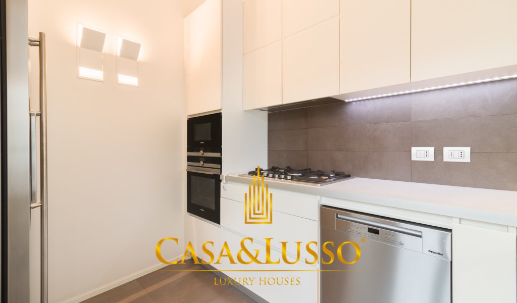 Affitto Attico 200 m², Milano, località XXII Marzo - Indipendenza