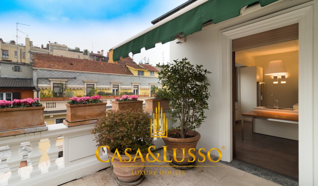 Affitto Attico 200 m², Milano, località XXII Marzo - Indipendenza