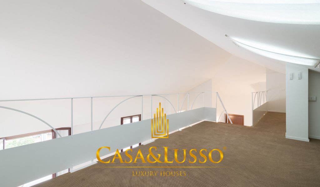 Affitto Attico 200 m², Milano, località XXII Marzo - Indipendenza