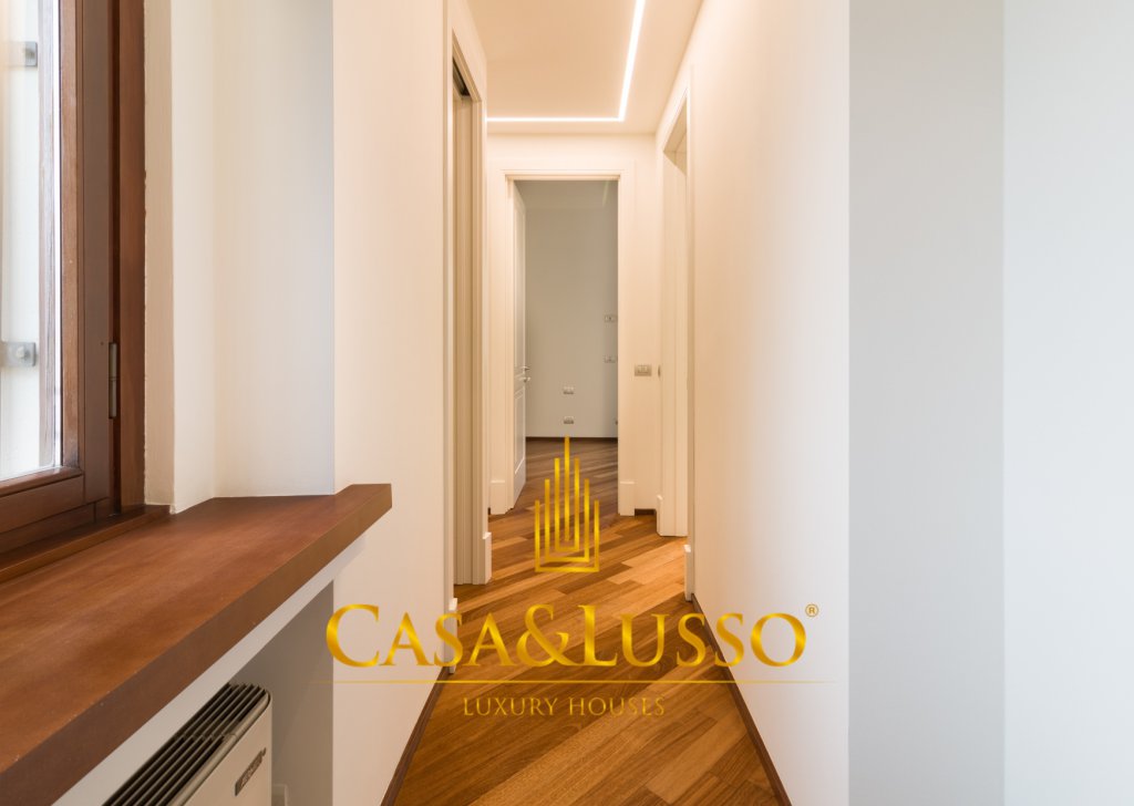 For Rent Penthouse Milan - CHARMING PENTHOUSE WITH TERRACE IN LIBERTY BUILDING Locality 