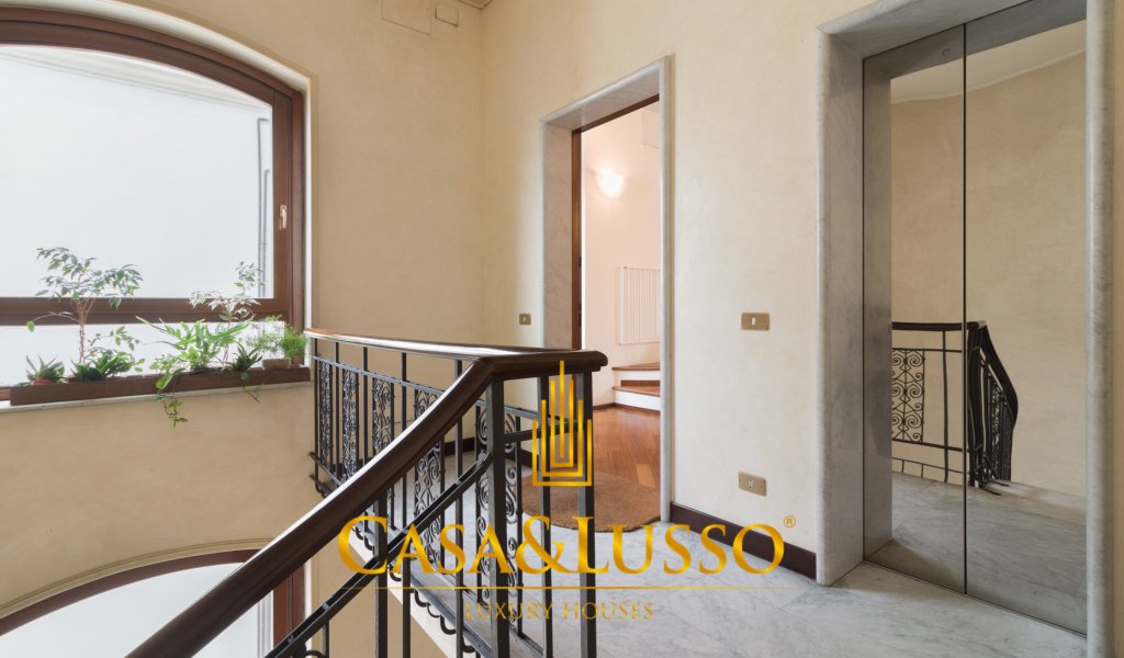 Affitto Attico 200 m², Milano, località XXII Marzo - Indipendenza