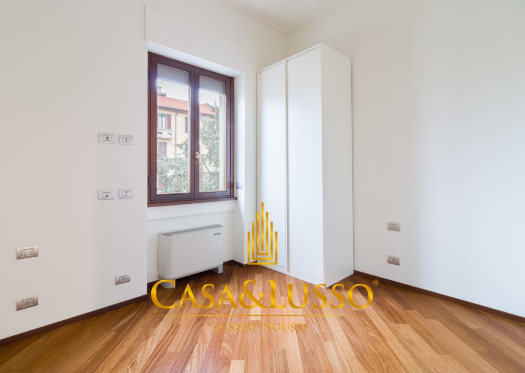 For Rent Penthouse Milan - CHARMING PENTHOUSE WITH TERRACE IN LIBERTY BUILDING Locality 