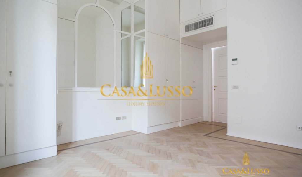 Affitto Attico 380 m², Milano, località Duomo - Scala - Quadrilatero