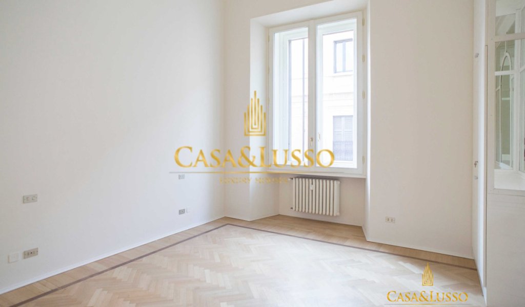 Affitto Attico 380 m², Milano, località Duomo - Scala - Quadrilatero