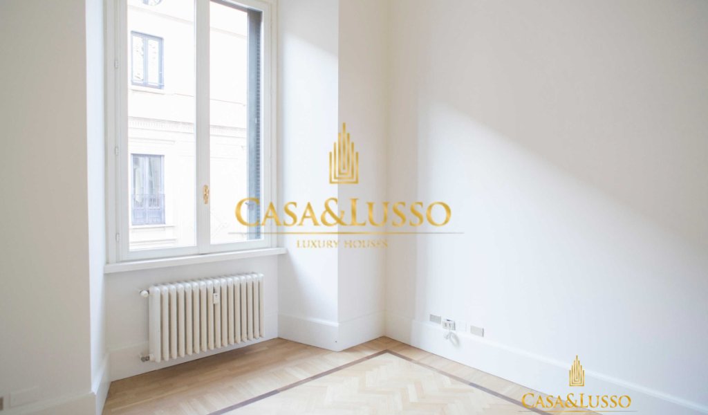 Affitto Attico 380 m², Milano, località Duomo - Scala - Quadrilatero