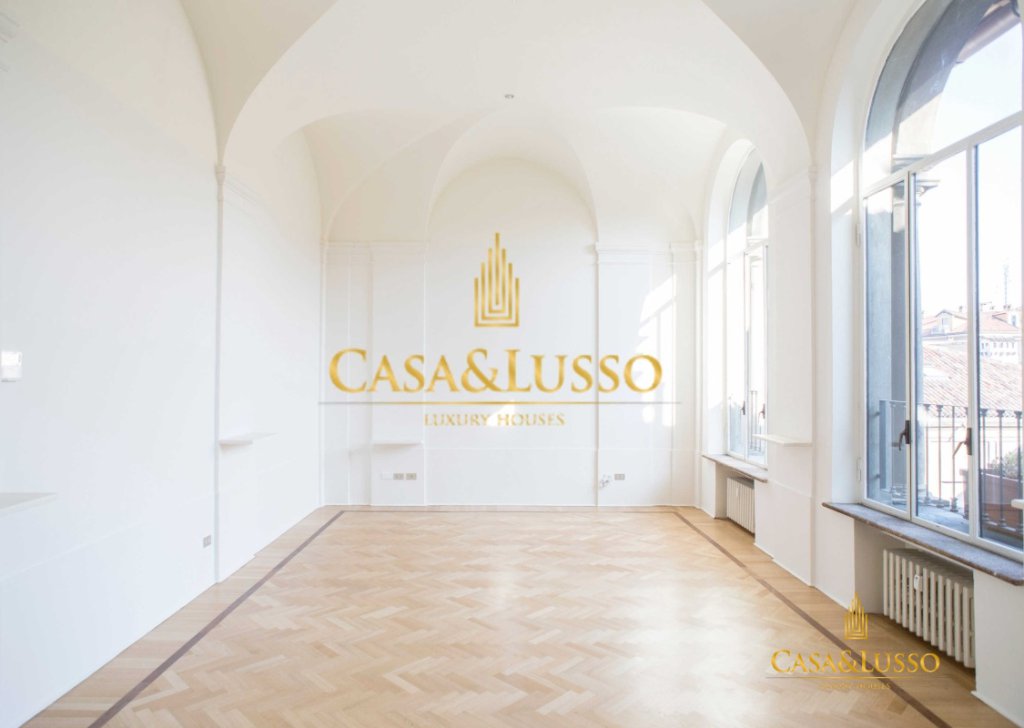 Affitto Attico Milano - Lussuosa residenza alle porte del Duomo Località Duomo - Scala - Quadrilatero