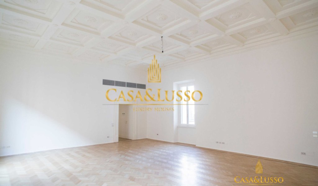 Affitto Attico 380 m², Milano, località Duomo - Scala - Quadrilatero