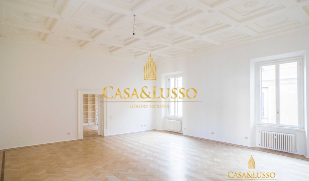 Affitto Attico 380 m², Milano, località Duomo - Scala - Quadrilatero