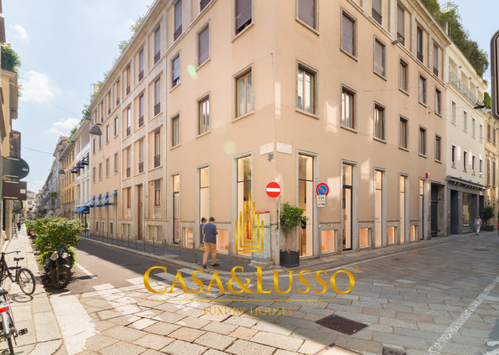 Affitto Appartamenti Milano - Elegante quadrilocale nel Quadrilatero della Moda Località Venezia - Duse - San Babila