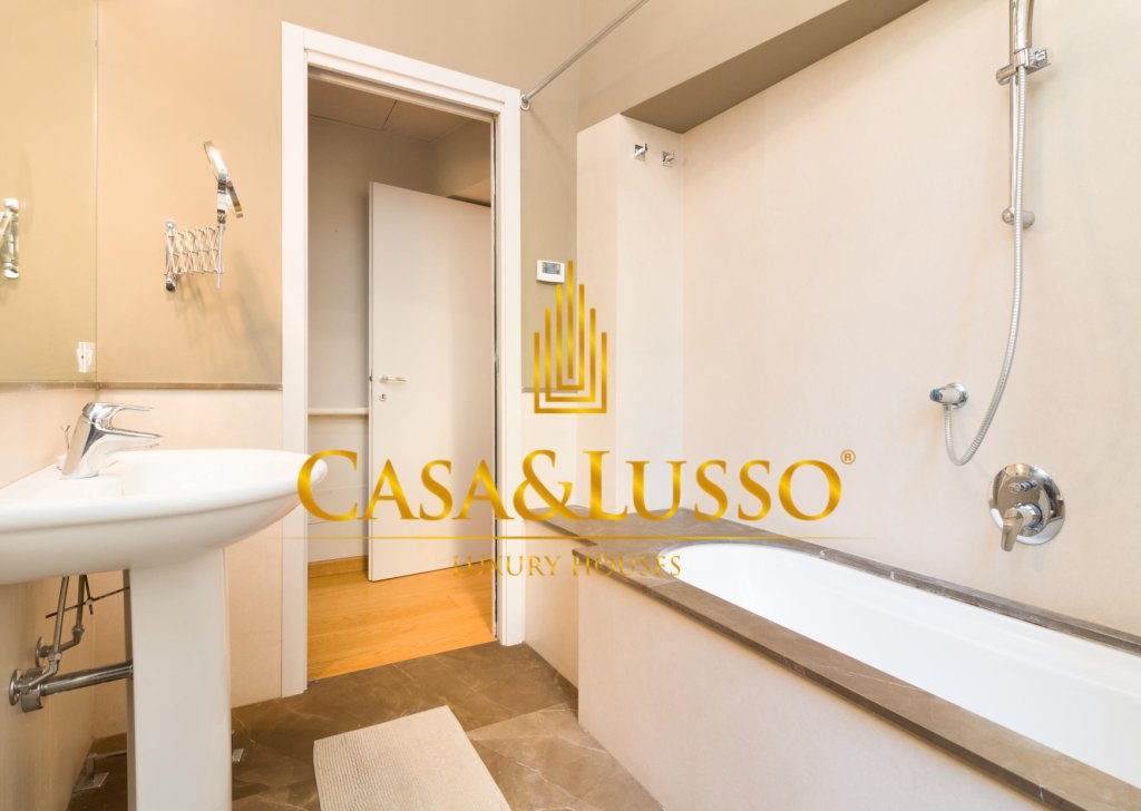 For Rent Apartments Milan - Fantastic apartment in a 17th century building Locality 