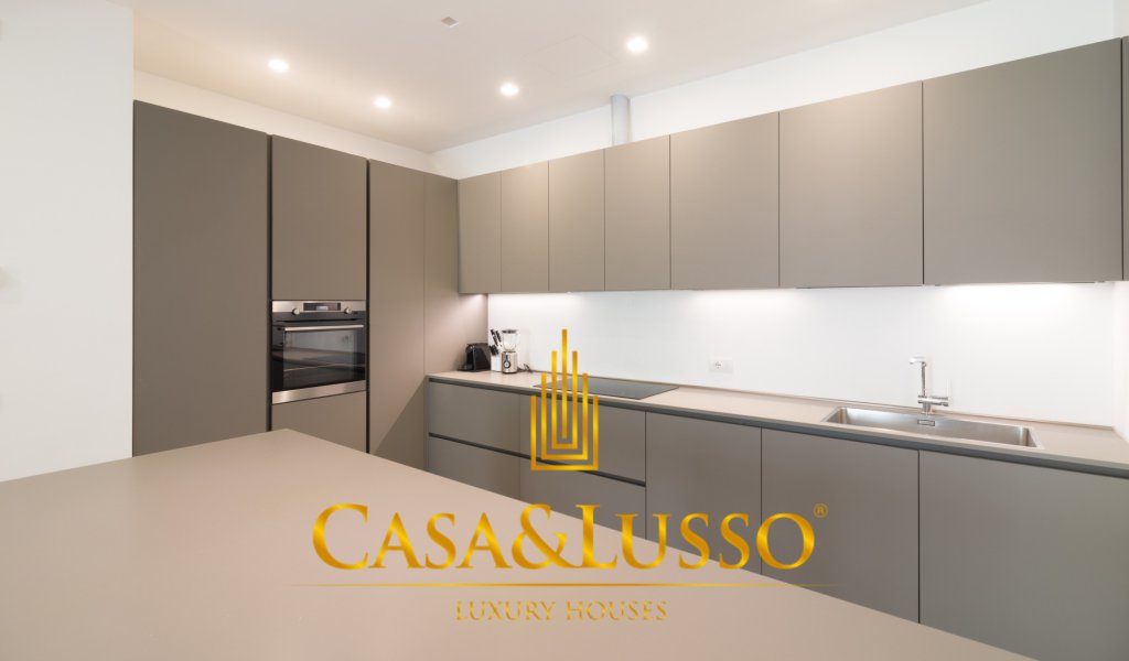 Affitto Appartamenti 67 m² ottime condizioni, Milano, località Brera - Moscova - Turati