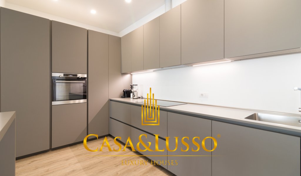 Affitto Appartamenti 67 m² ottime condizioni, Milano, località Brera - Moscova - Turati