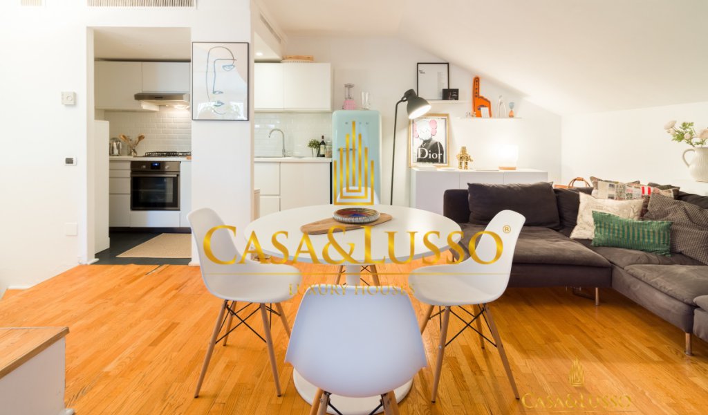 Affitto Attico 105 m² ottime condizioni, Milano, località Brera - Moscova - Turati