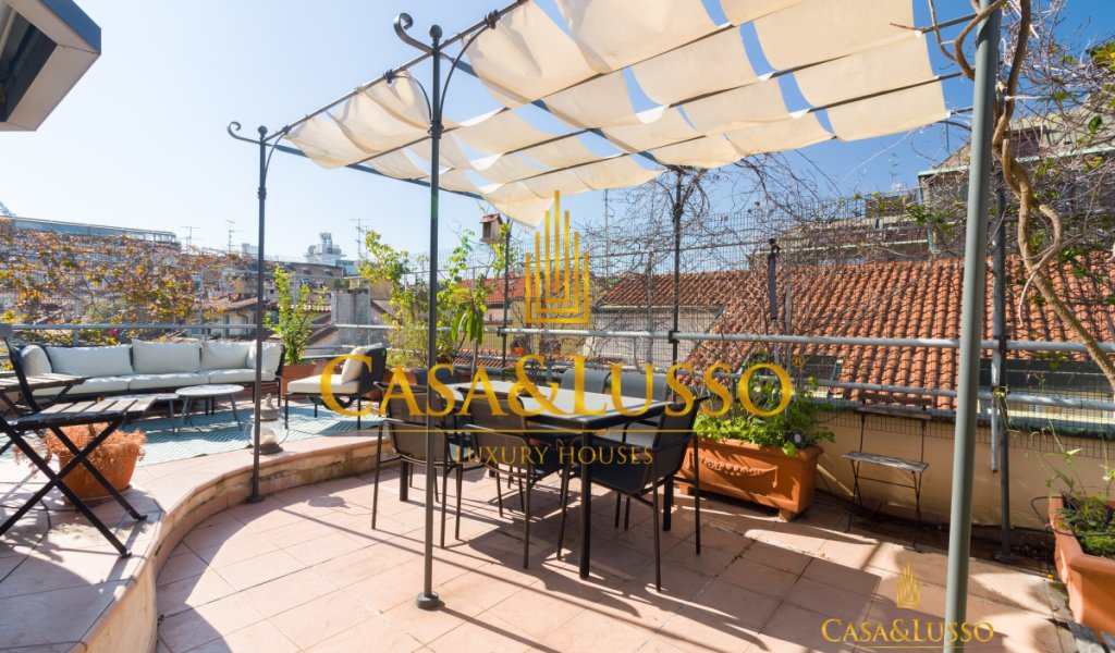 Affitto Attico 105 m² ottime condizioni, Milano, località Brera - Moscova - Turati