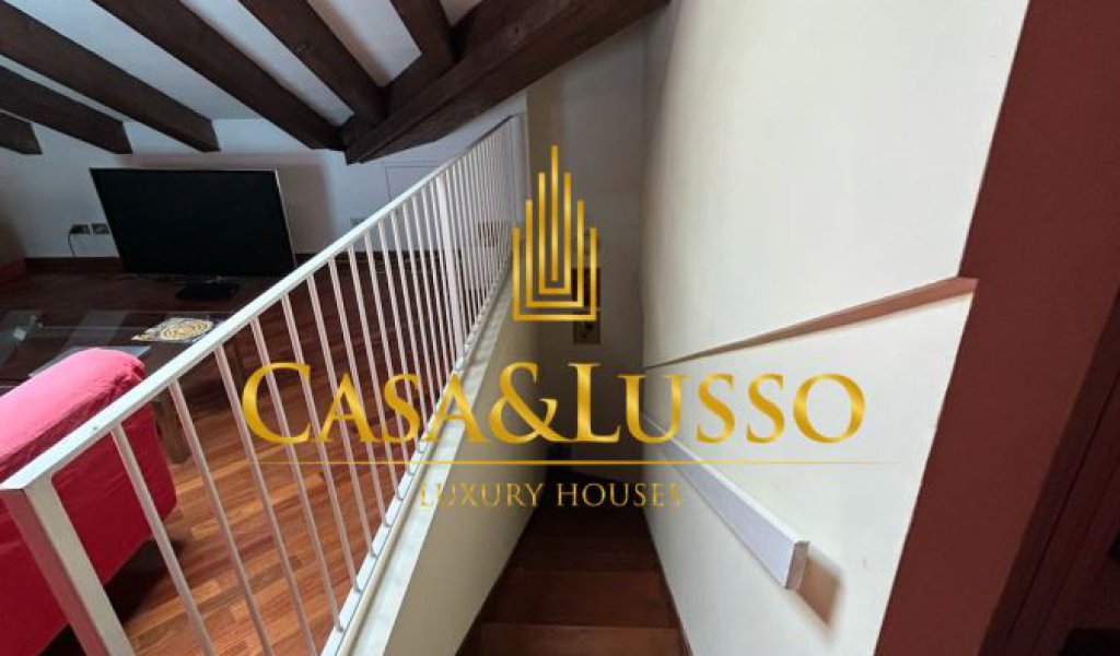 Penthouse for Rent 170 sqm. excellent condition, Milan, locality Majno - Piave - Tricolore