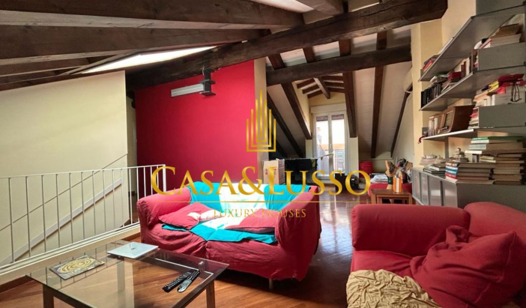 Penthouse for Rent 170 sqm. excellent condition, Milan, locality Majno - Piave - Tricolore