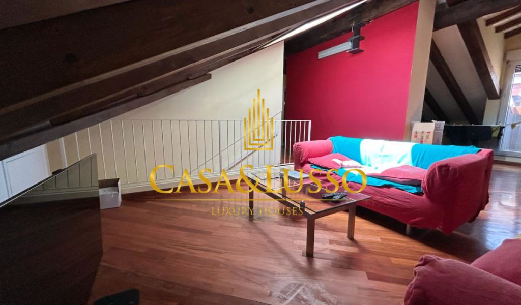 Penthouse for Rent 170 sqm. excellent condition, Milan, locality Majno - Piave - Tricolore