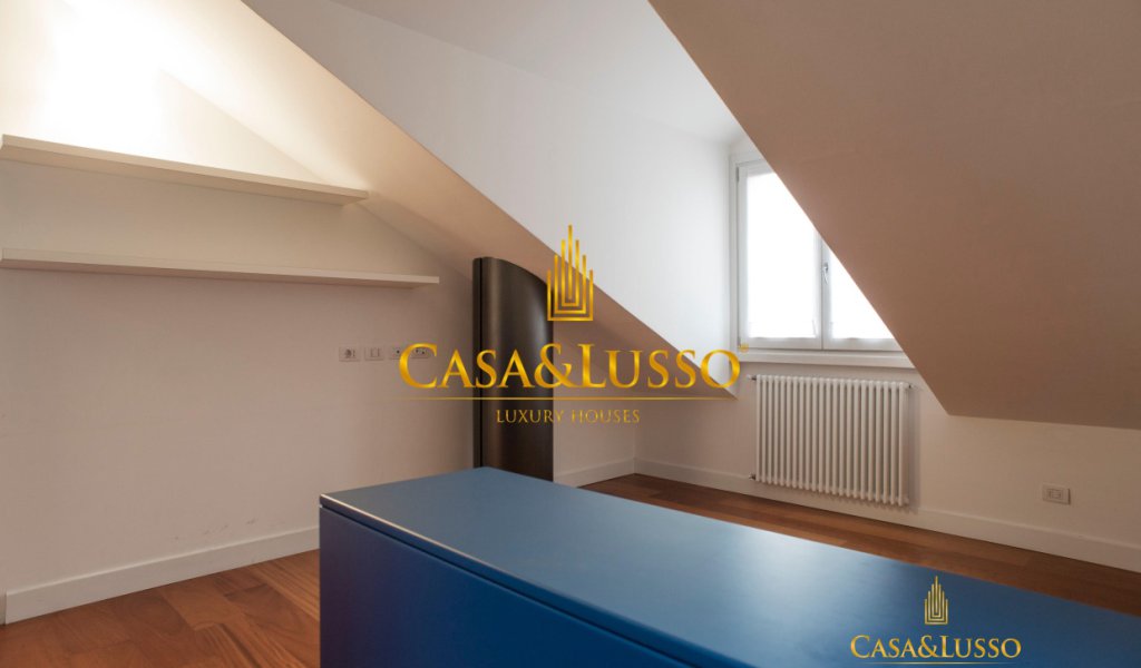 Affitto Mansarda 155 m², Milano, località Brera - Moscova - Turati