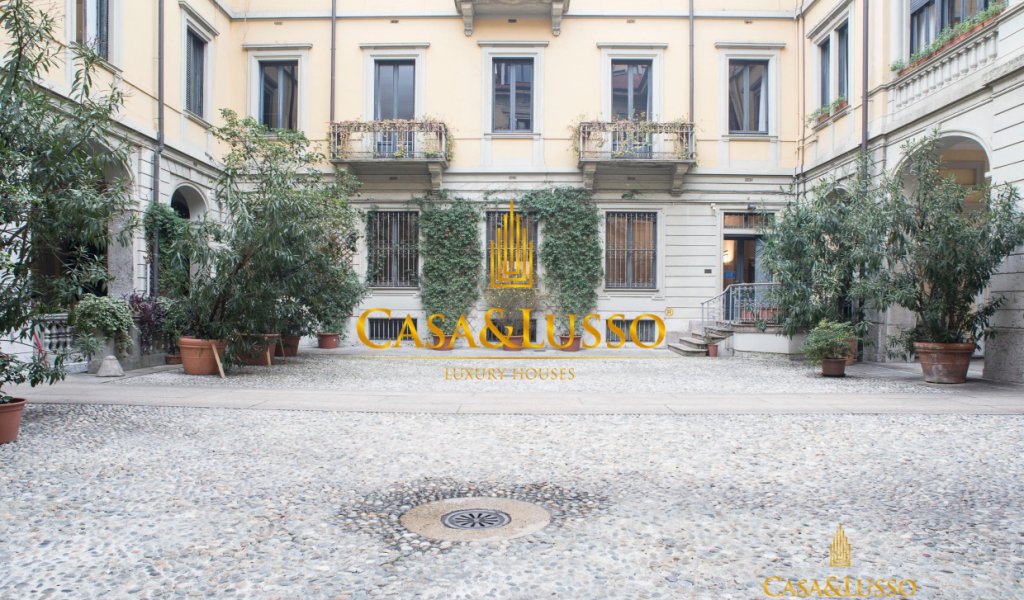 Affitto Mansarda 155 m², Milano, località Brera - Moscova - Turati