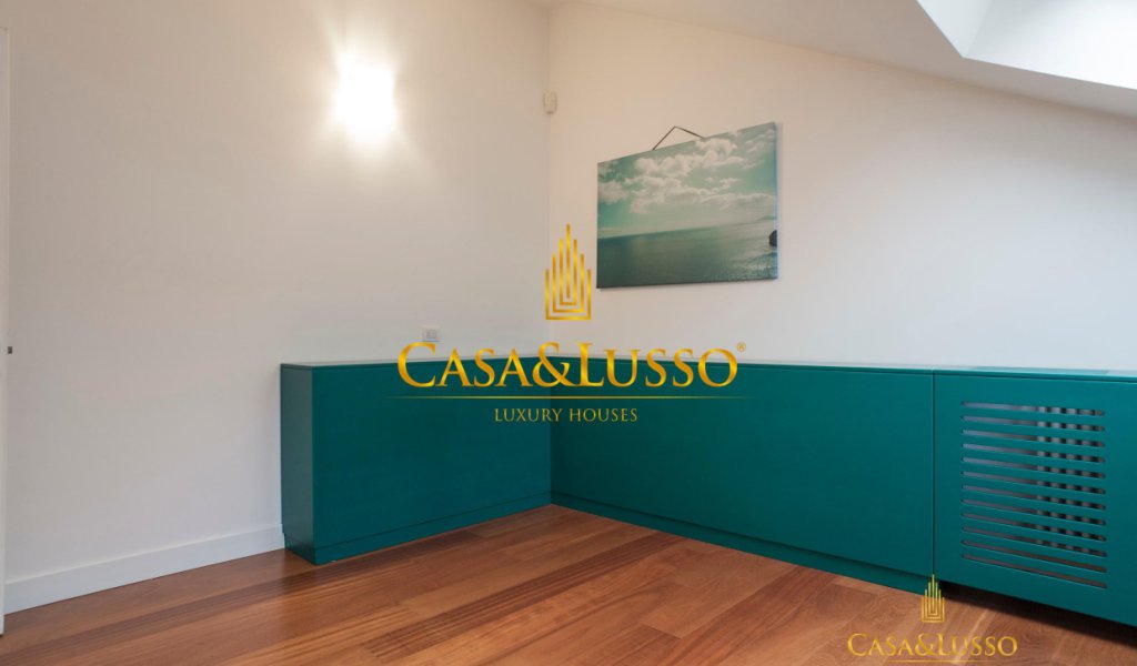 Affitto Mansarda 155 m², Milano, località Brera - Moscova - Turati