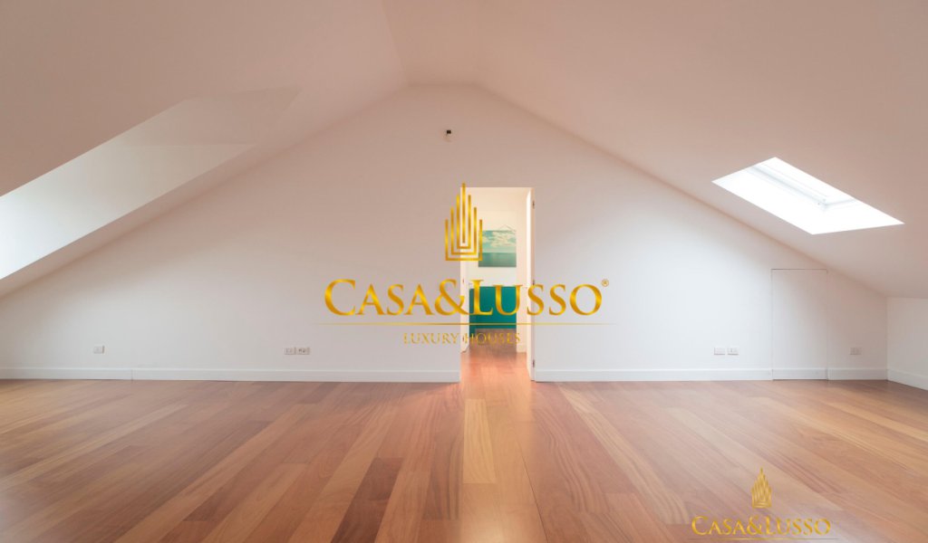 Affitto Mansarda 155 m², Milano, località Brera - Moscova - Turati