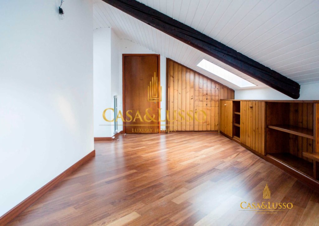 For Rent Penthouse Milan - Renting penthouse with terrace Locality 