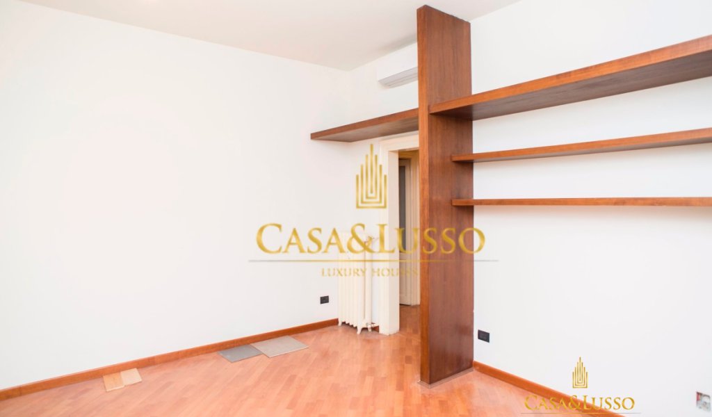 Affitto Appartamenti 120 m² ottime condizioni, Milano, località Duomo - Scala - Quadrilatero