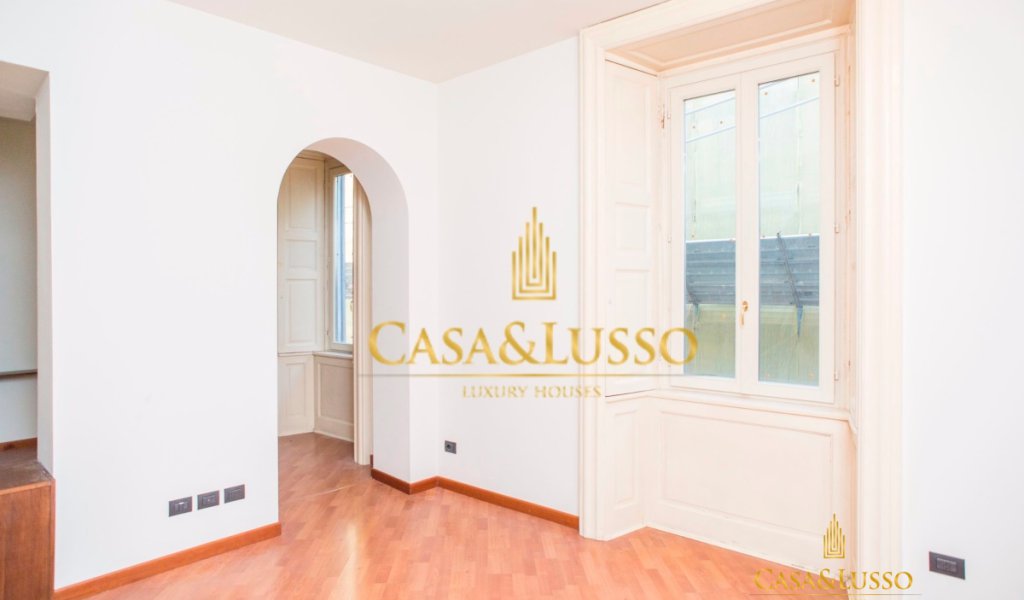 Affitto Appartamenti 120 m² ottime condizioni, Milano, località Duomo - Scala - Quadrilatero