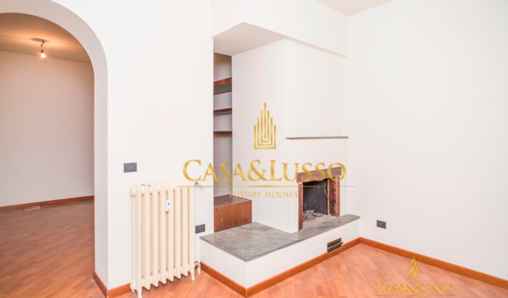 Affitto Appartamenti 120 m² ottime condizioni, Milano, località Duomo - Scala - Quadrilatero