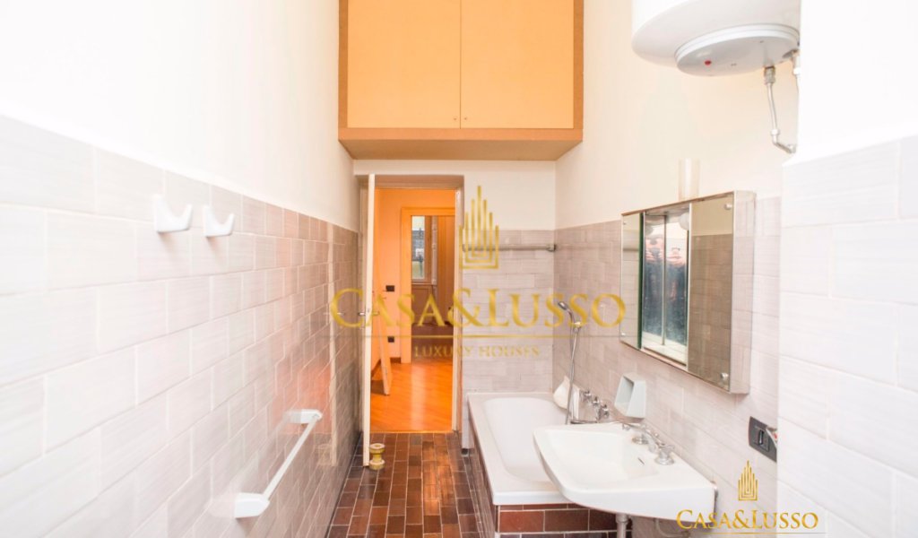 Affitto Appartamenti 120 m² ottime condizioni, Milano, località Duomo - Scala - Quadrilatero