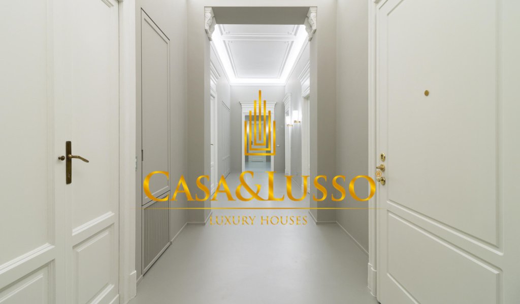 Vendita Appartamenti 230 m², Milano, località Carrobbio - Sant'Ambrogio