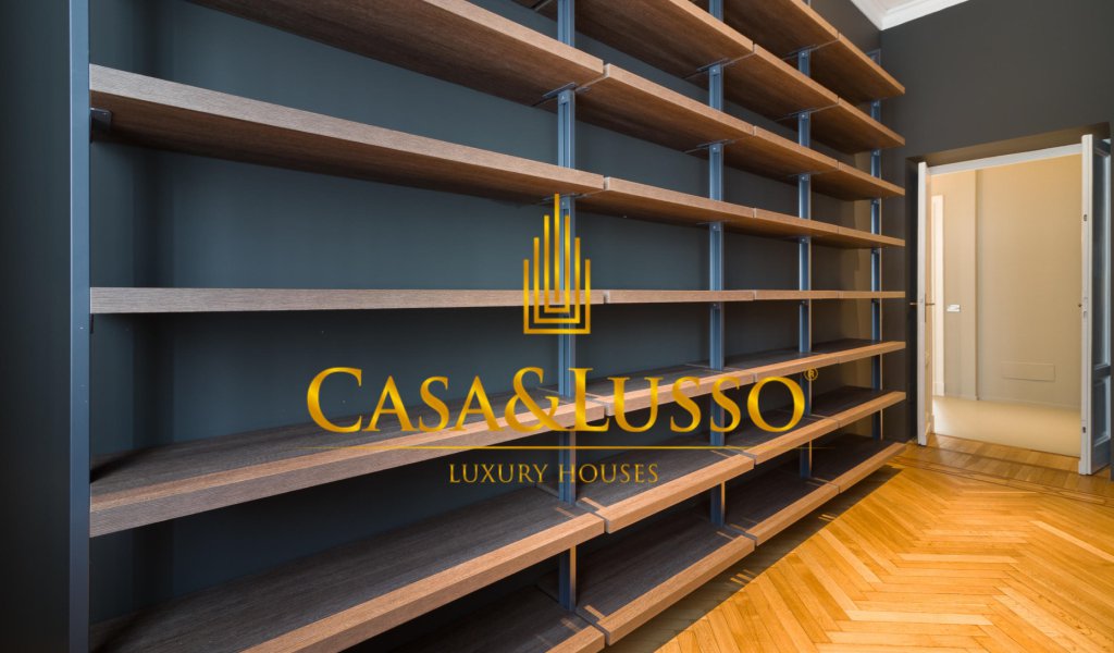 Vendita Appartamenti 230 m², Milano, località Carrobbio - Sant'Ambrogio