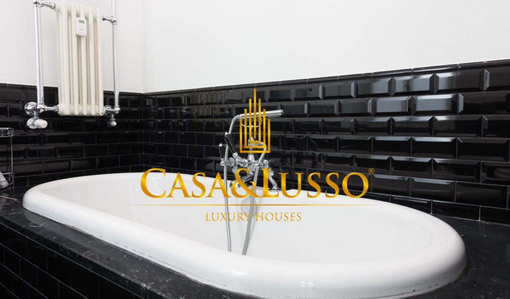 Vendita Appartamenti 230 m², Milano, località Carrobbio - Sant'Ambrogio