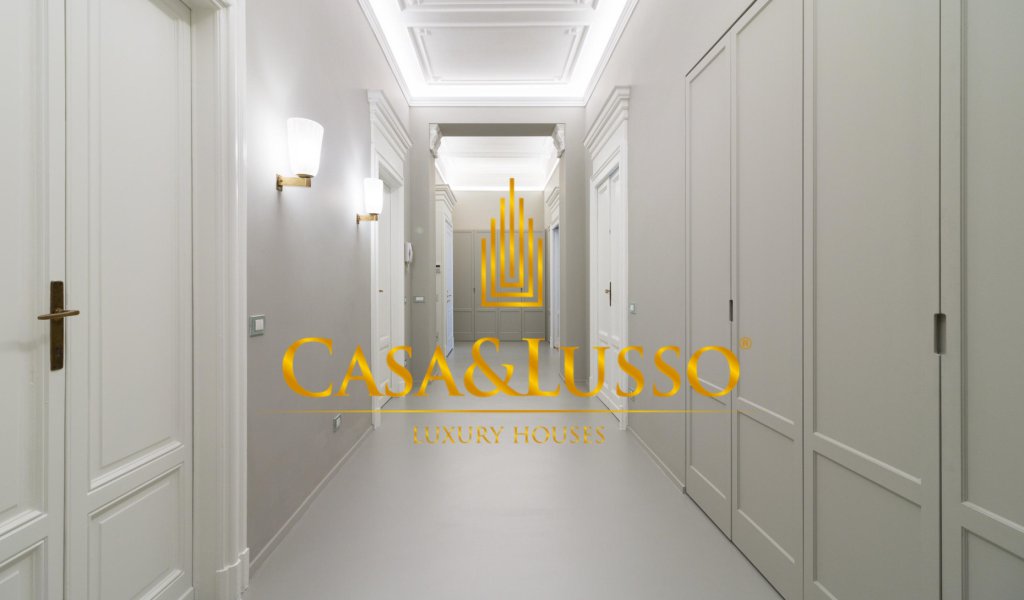 Vendita Appartamenti 230 m², Milano, località Carrobbio - Sant'Ambrogio