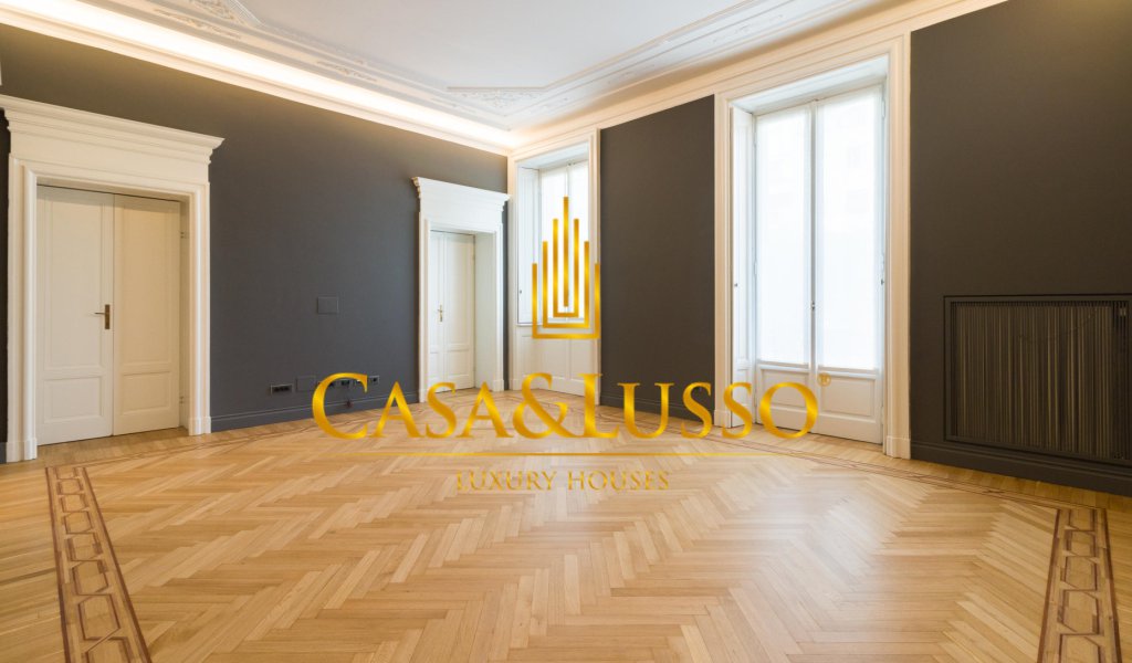Vendita Appartamenti 230 m², Milano, località Carrobbio - Sant'Ambrogio