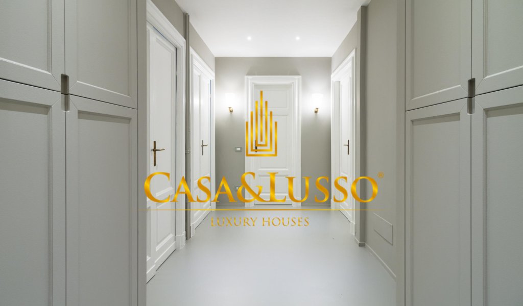 Vendita Appartamenti 230 m², Milano, località Carrobbio - Sant'Ambrogio