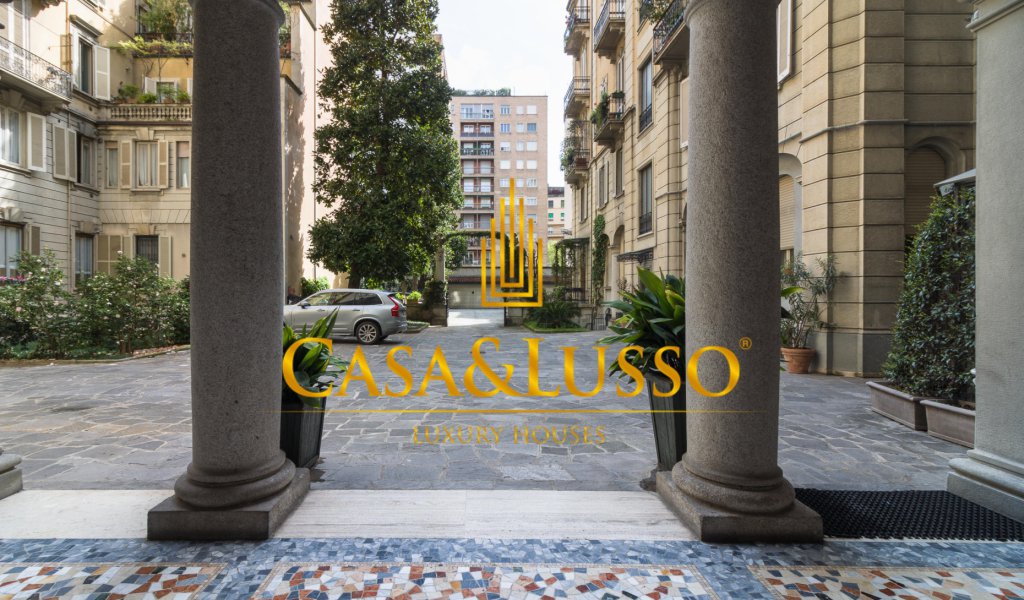 Vendita Appartamenti 230 m², Milano, località Carrobbio - Sant'Ambrogio