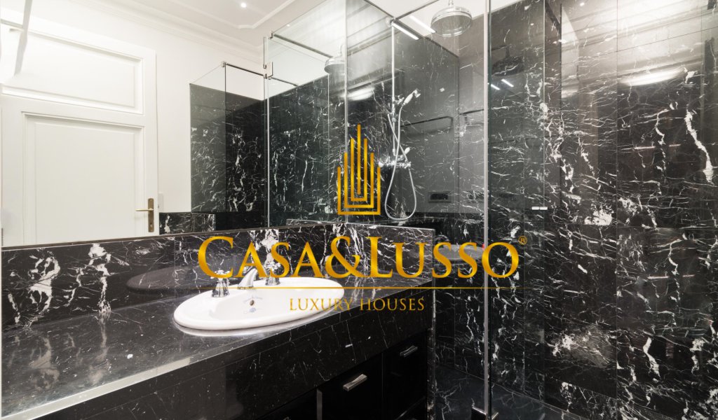 Vendita Appartamenti 230 m², Milano, località Carrobbio - Sant'Ambrogio