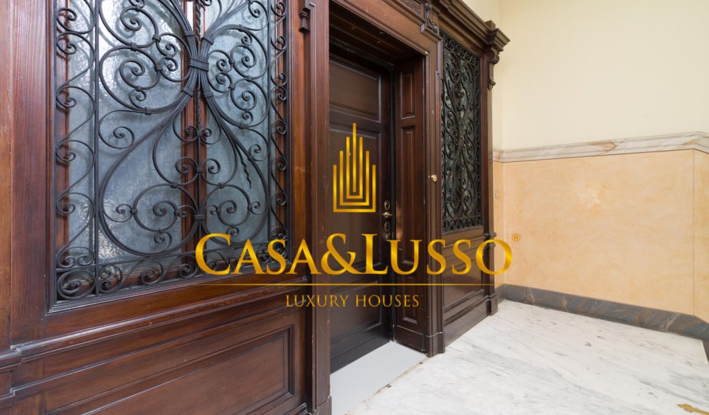 Vendita Appartamenti 230 m², Milano, località Carrobbio - Sant'Ambrogio